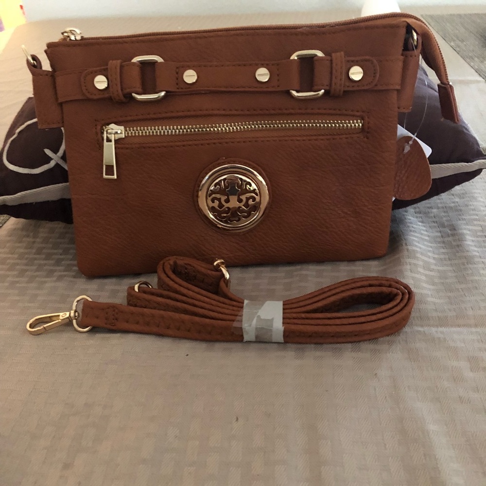 Shoulder bag